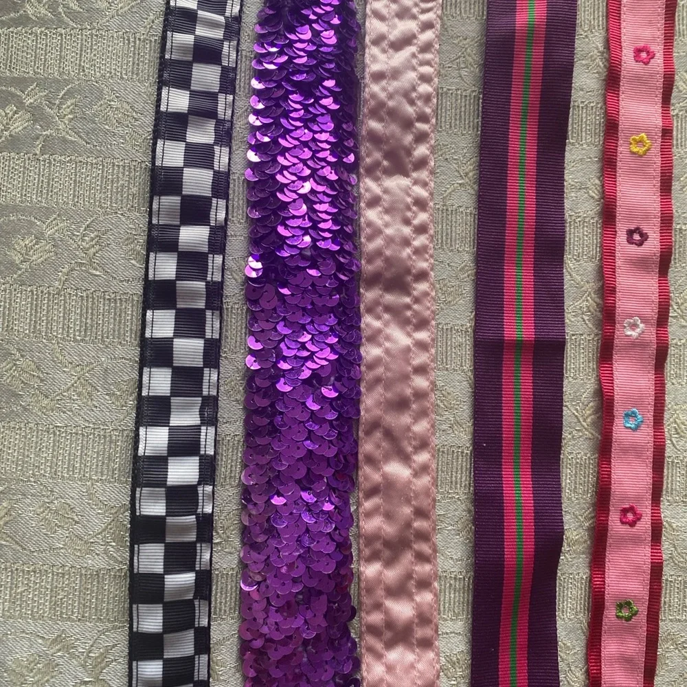 Bundle of girls belts